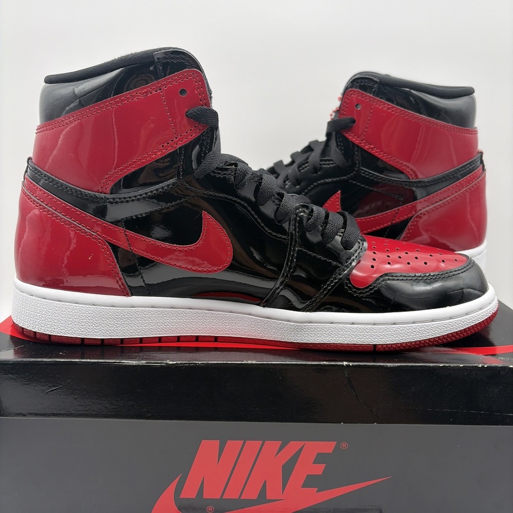 Size 9.5 - Jordan 1 Retro OG High Patent Bred (555088-063) - Picture 7 of 11